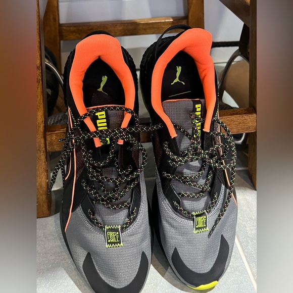 Puma, size 11, minor uses, - Picture 2 of 3